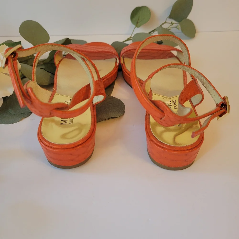 Michael Kors mandarin leather good